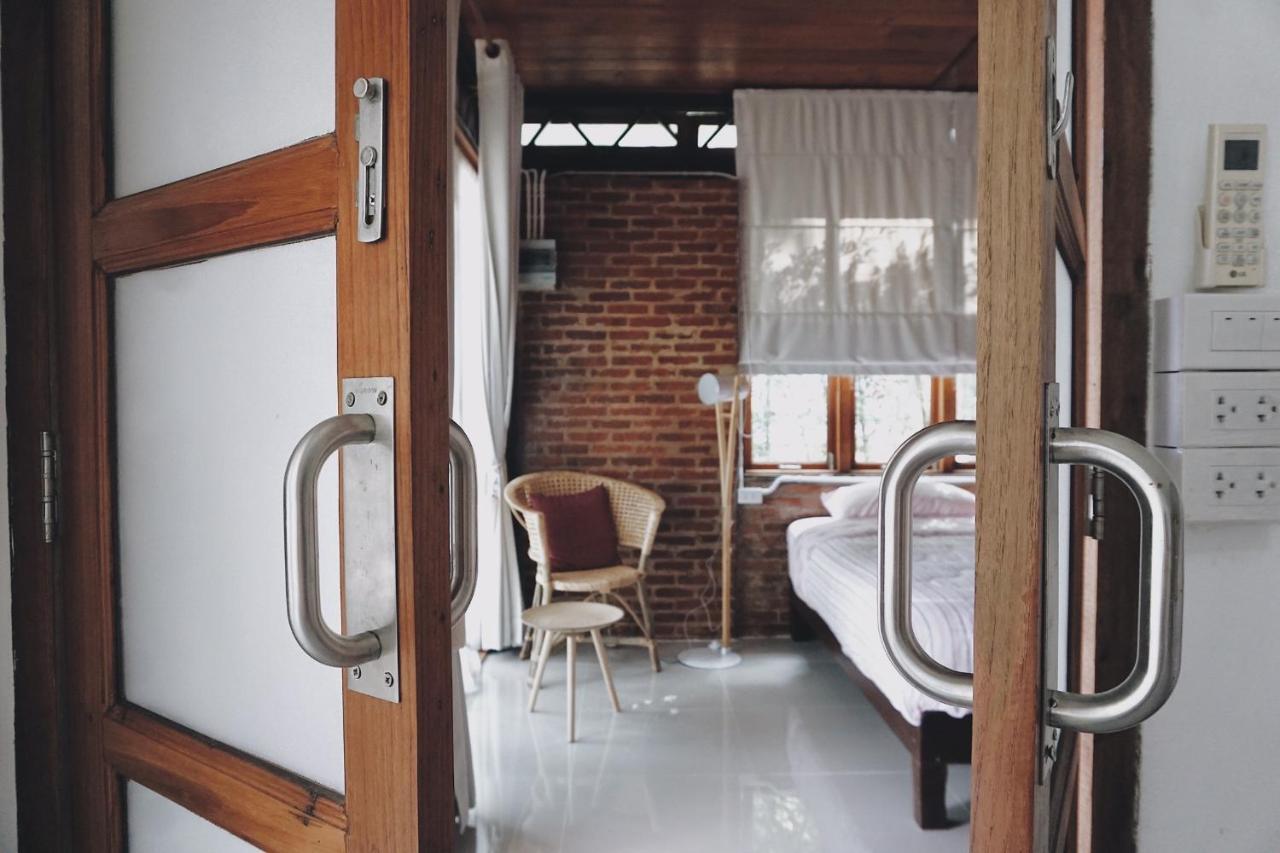 Tha Ma-O Bouteak Homestay - Self Check-In Lampang Luaran gambar